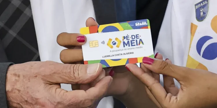 Pé-de-Meia: 1ª parcela de 2025 é paga a partir desta segunda-feira