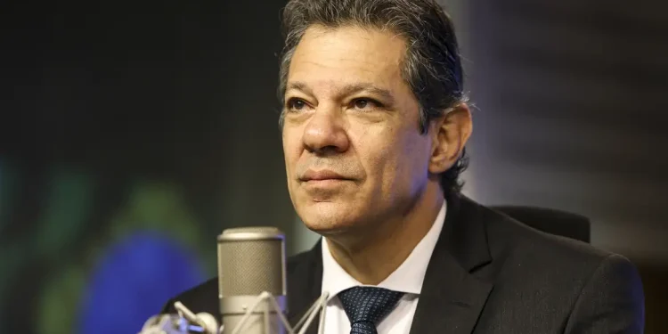 Haddad diz que governo não pretende mudar regras do arcabouço fiscal
