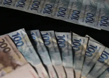 Dívida Pública sobe 3,3% em fevereiro e aproxima-se de R$ 7,5 trilhões