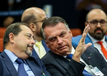 Bolsonaro passa mal em início de tour pelo Nordeste e é hospitalizado no RN