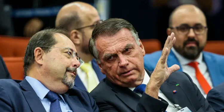 Bolsonaro passa mal em início de tour pelo Nordeste e é hospitalizado no RN