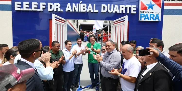 Em Belém, Governo do Estado transforma educação paraense com entrega da 165ª escola