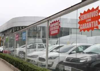 Vendas de veículos financiados têm queda em março, diz B3