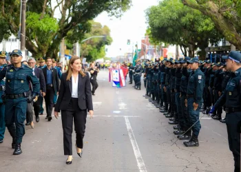 PM realiza desfile em homenagem a Tiradentes, patrono das Polícias Militares