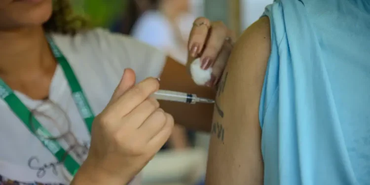 Saúde pede incorporação de vacina contra o herpes-zóster ao SUS