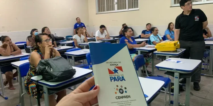 Secretaria de Justiça (Seju) realiza ação de prevenção às drogas em escola de Belém