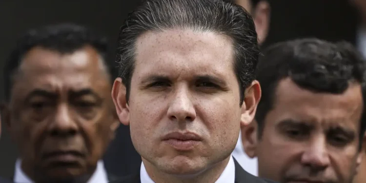 Câmara decide adiar debate sobre urgência do PL da Anistia