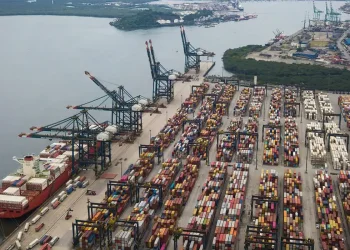 Brasil pode ganhar mercados com tarifaço de Trump, diz economista