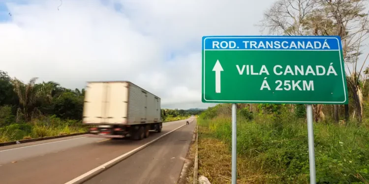 Transcanadá: Estado entrega primeiro trecho pavimentado e garante mais asfalto