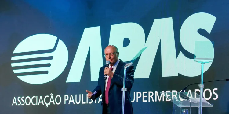 Varejo deve movimentar R$ 16 bilhões, diz Alckmin