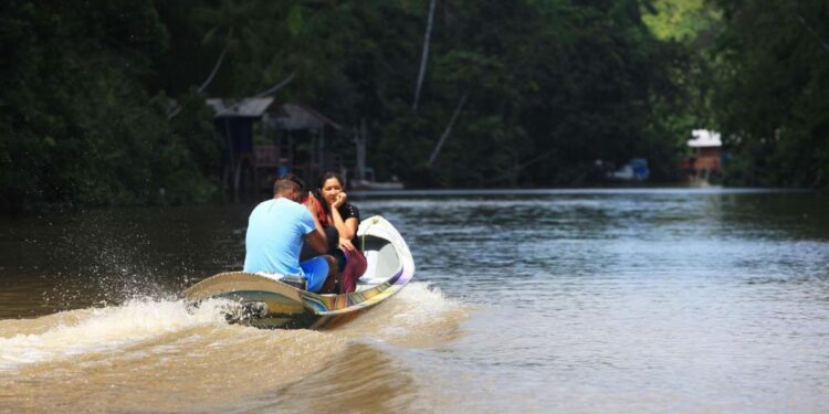 Turismo muda vida de morador da Ilha do Combu