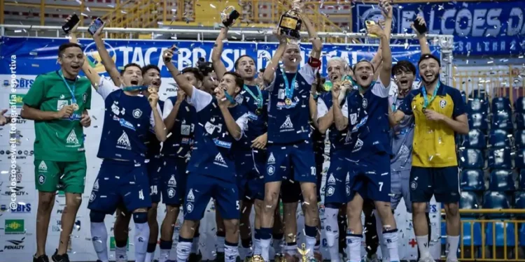 Com apoio do Estado, Remo Sub-18 conquista a Taça Brasil de Futsal