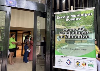 Sesma amplia capacitação para manipuladores de alimentos em Outeiro
