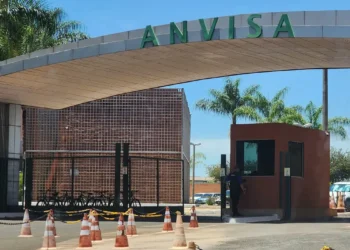 Anvisa recolhe lote de chocolate Laka por problema na embalagem