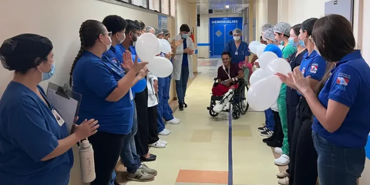 Hospital Geral de Tailândia reforça cuidado humanizado nas altas de pacientes de longa permanência