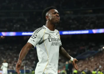 Vini Jr brilha e ajuda Real a despachar Benfica na Liga dos Campeões