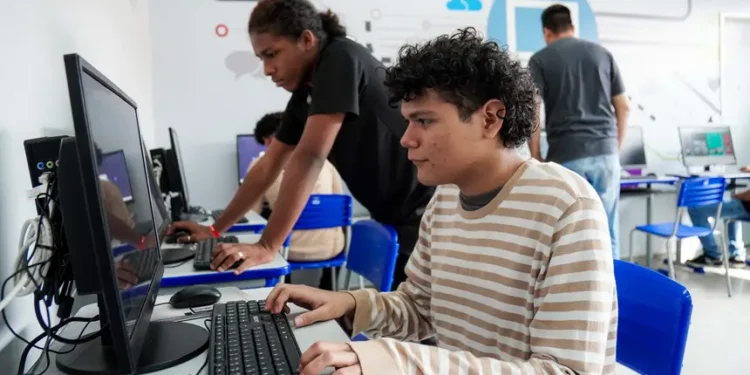 Governo do Estado aprimora conectividade nas escolas públicas no Pará
