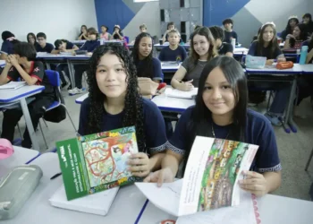 Pará celebra Dia do Livro Didático com mais de 30 materiais próprios para fortalecer a rede estadual