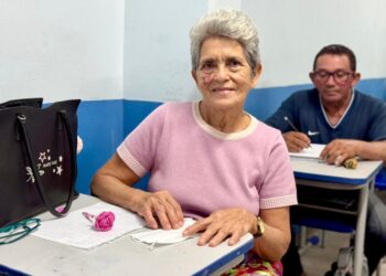 Jovens, adultos e idosos ampliam direitos com acesso à educação