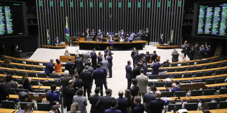 Câmara aprova PL antifacção e endurece penas para crime organizado