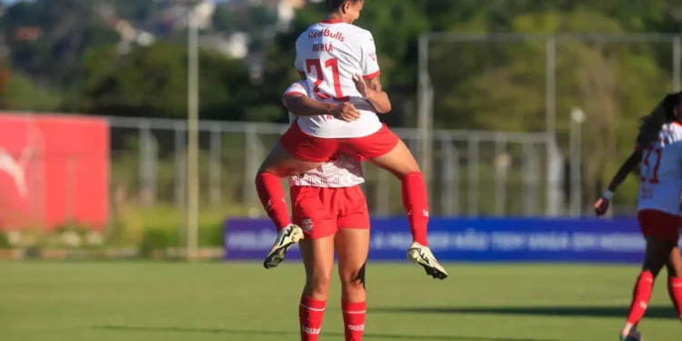 TV Brasil exibe futebol feminino entre Flamengo e Red Bull Bragantino