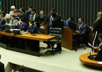 Câmara aprova em segundo turno PEC da Segurança Pública
