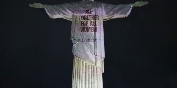 Feminicídio Nunca Mais: campanha internacional é lançada no Brasil