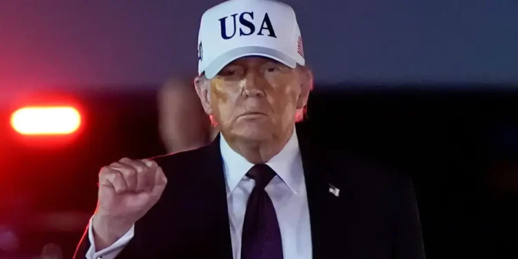 Dólar cai para R$ 5,16 após Trump indicar possível fim da guerra