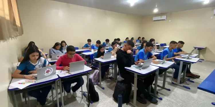 Governo do Estado celebra o Dia da Escola com avanços e investimentos na rede estadual