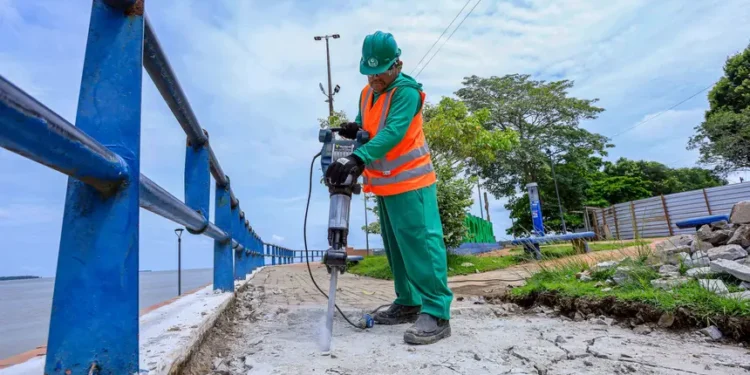 Governo do Pará avança a obra de reconstrução da Orla do Cruzeiro, em Icoaraci