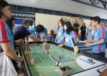 Seduc e Unesco lançam projeto para incentivar docentes e alunos em Ciência e Tecnologia