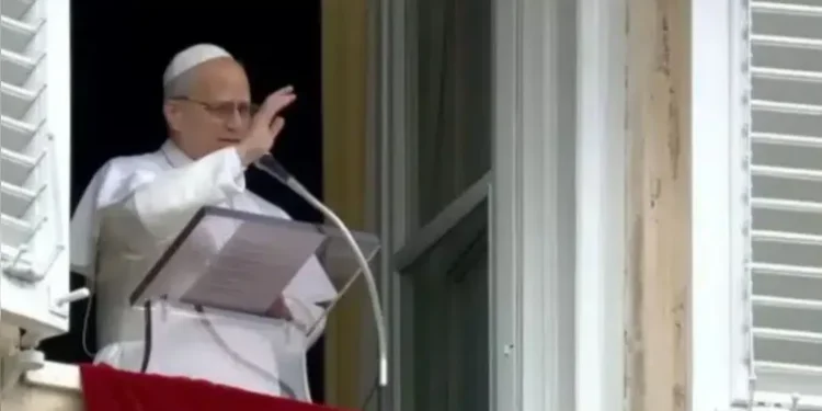 Papa Leão XIV critica uso de Deus para justificar mortes no Irã