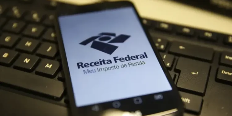Veja quem tem direito a receber até R$ 1 mil da Receita Federal