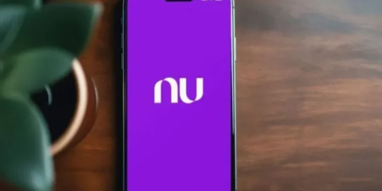 Nubank anuncia saída do Brasil e avisa clientes com conta ativa