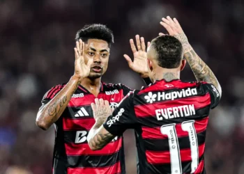 Rádio Nacional transmite nesta quarta jogo entre Flamengo e Cruzeiro