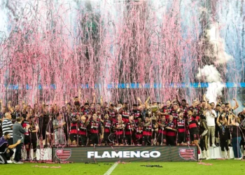 Flamengo vence Fluminense nos pênaltis e fatura tricampeonato carioca