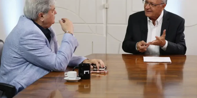 Alckmin defende apuração rigorosa no caso Master