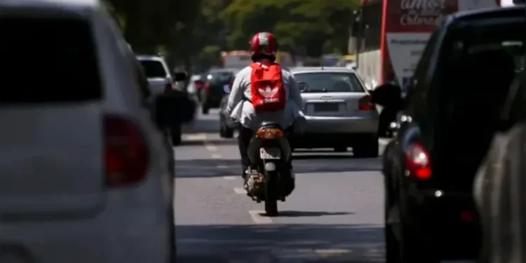 Motoristas podem levar multa de R$ 1,4 mil por exame vencido