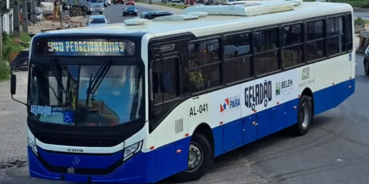 Paralisação na Monte Cristo deixa 25 mil passageiros sem ônibus na RMB