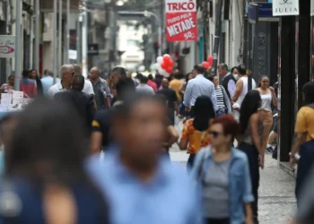 Mortes por câncer colorretal devem aumentar quase 3 vezes até 2030