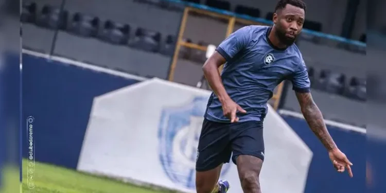 Sávio é reintegrado ao elenco do Remo para enfrentar o Paysandu