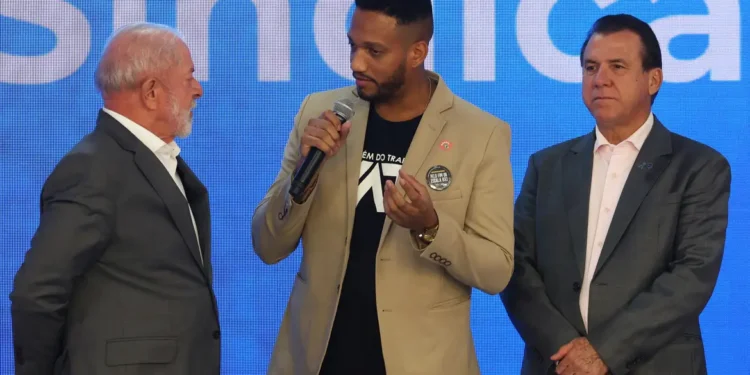 Lula pede mobilização a centrais sindicais para fim da escala 6×1