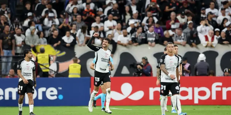 Corinthians derrota Santa Fe e segue 100% na Copa Libertadores
