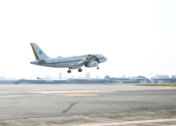 Lula lidera comitiva à Europa para encontros políticos e comerciais