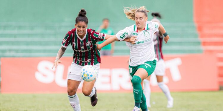 Brasileiro feminino: Palmeiras derrota Fluminense no Luso Brasileiro
