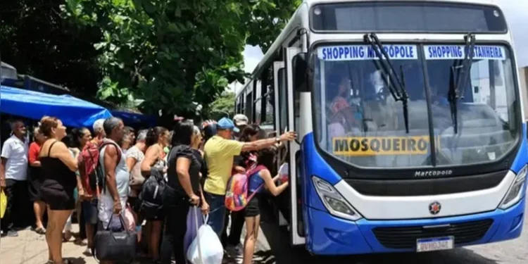 Prefeitura reforça frota de ônibus para Mosqueiro no feriado