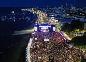 Atrações do ‘Vem Louvar Pará’ reúnem mais de 70 mil pessoas em Santarém