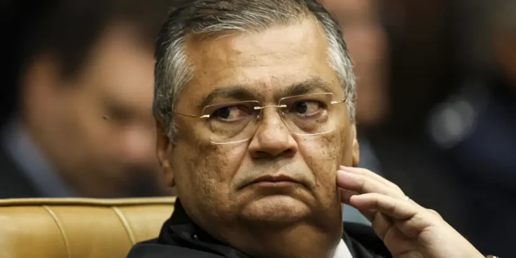Dino diz que pagamento de novos penduricalhos está proibido