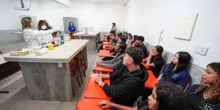 Governo desenvolve projetos ambientais em escolas e incentiva responsabilidade com o futuro do planeta
