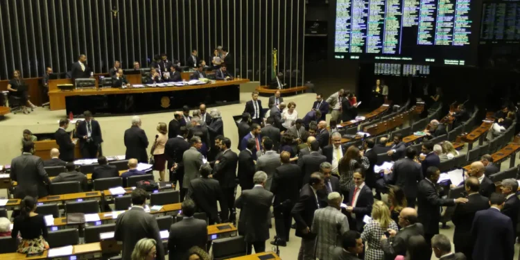 Municípios inadimplentes poderão receber recursos federais